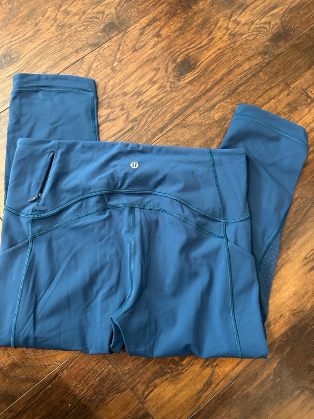 lululemon athletica capri leggings - Picture 5 of 5